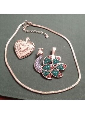 Roman Jewelry Company Silver Tone Peacock Heart Pendant Chain Set